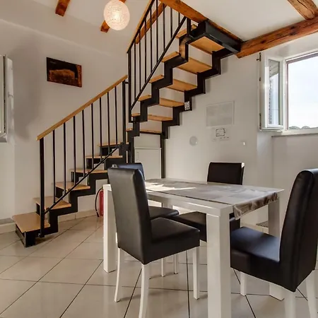 Ursula Apartment